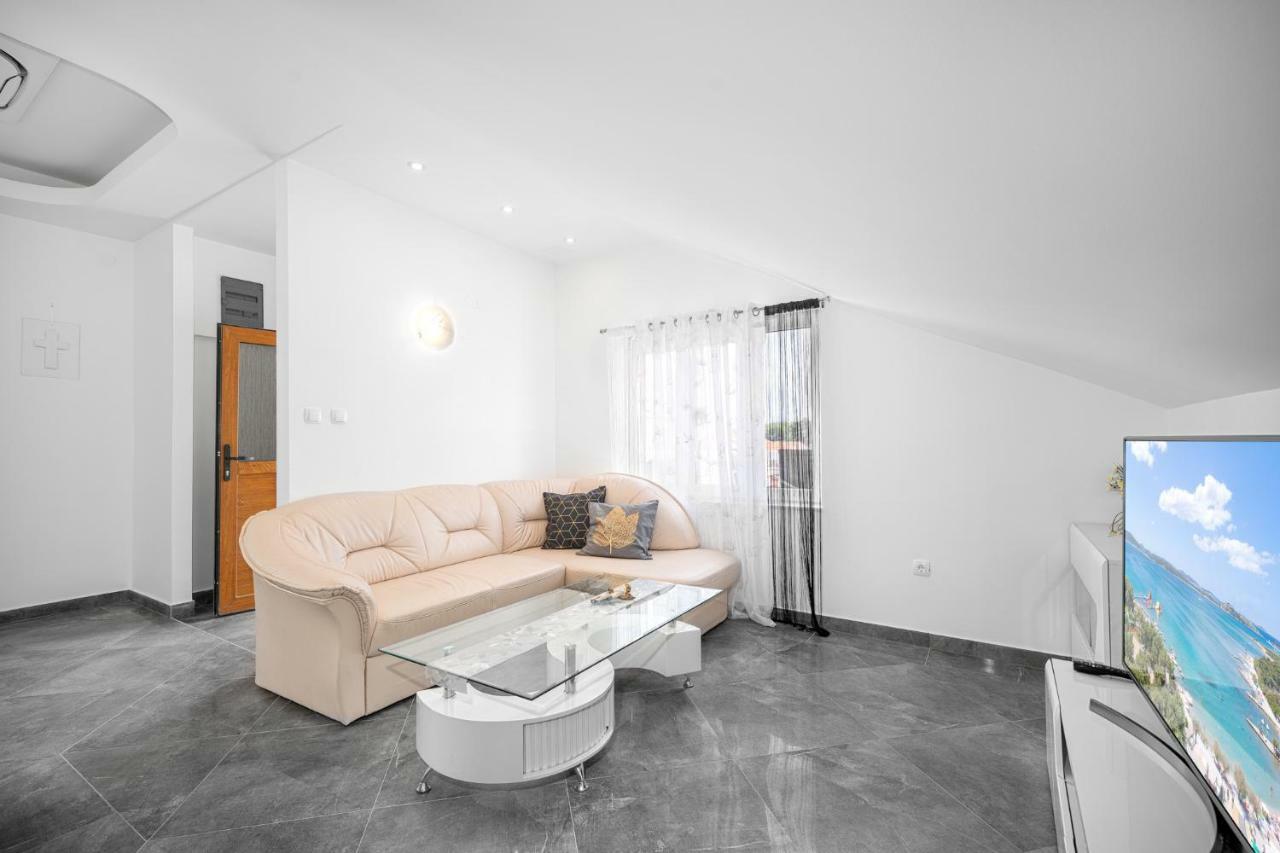 Apartments Lipic فوديس المظهر الخارجي الصورة